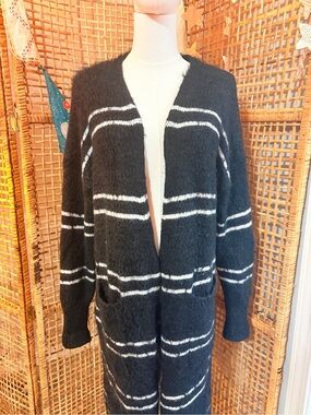 HYFVE Black Open-Front Cardigan with White Stripes